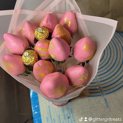 Chocolate covered strawberries 