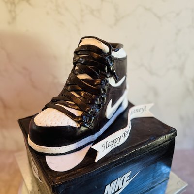 Sculpted Custom Cakes