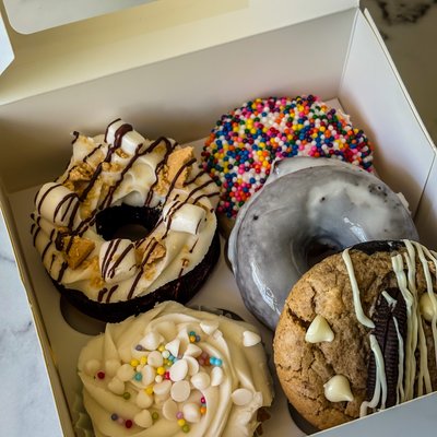 Build Your Own! Variety box - Choose 5 Items, 6th item free!