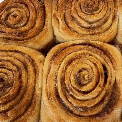 Jumbo Cinnamon Rolls 1 Dozen