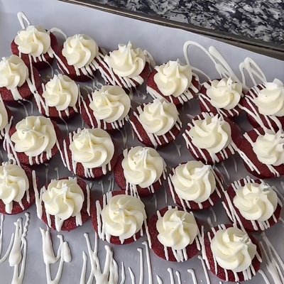 Mini Red Velvet Brownies- Dozen 