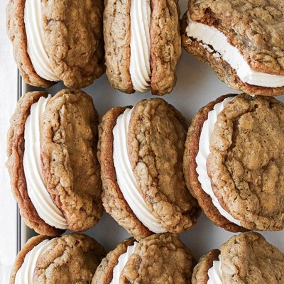 Oatmeal Cream Cookies