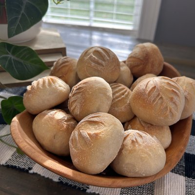 Sourdough Artisan Dinner Rolls 