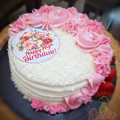 7” Round Vegan vanilla Cake 