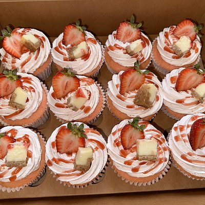 Strawberry Cheesecake Jumbo Cupcakes (dozen)
