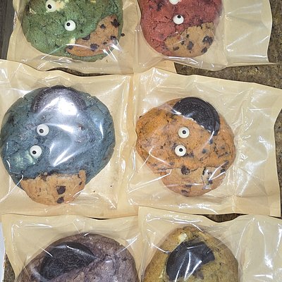 Rainbow Cookie Monster 