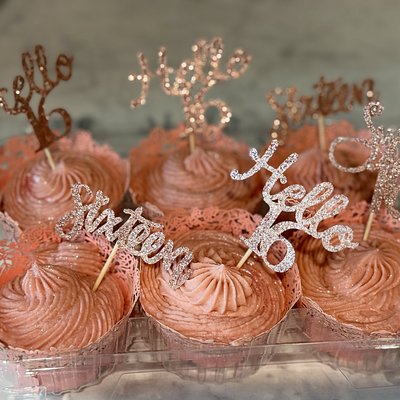  Cupcakes
