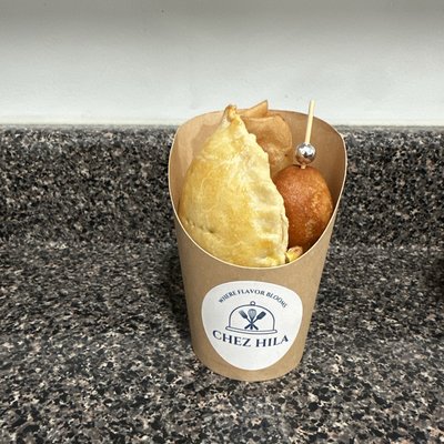 Canapés/ Small Chops Cups
