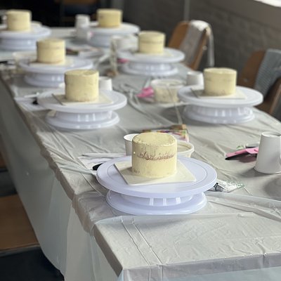 Bento Cake Decorating 3pm Time Slot