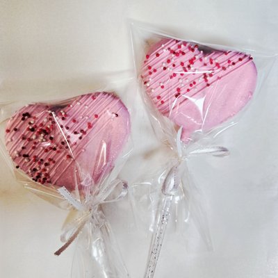 Classic Cakepops By The Dozen