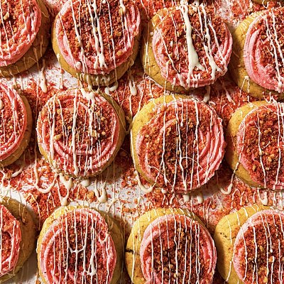 Strawberry Crunch Cookie Bytes🍓