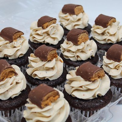 Butterfinger Cupcakes