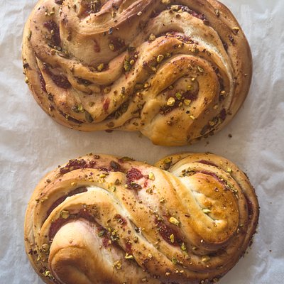 Strawberry-Pistachio Brioche