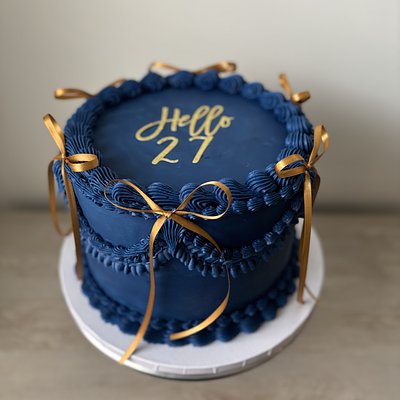 Vintage Style Cakes 