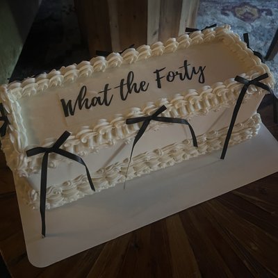 Custom Table Runner Cake (minimum 40)