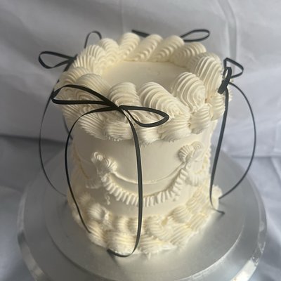Vintage Cake