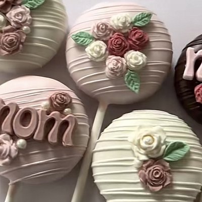 Mothers Day Cake Pops 