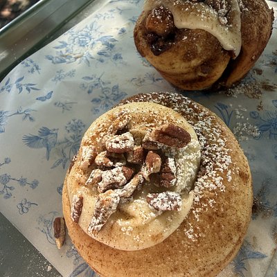 Single Maple Pecan Roll 