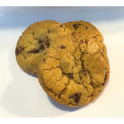 Chocolate Chip Cookies Half-Dozen