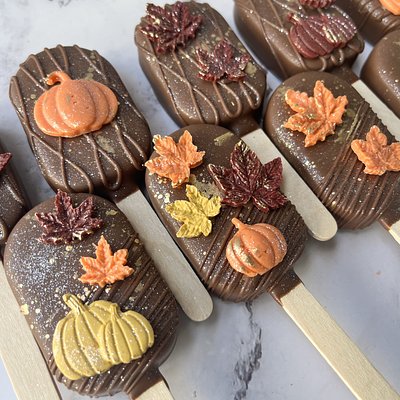 Classic Cakesicles -Medium