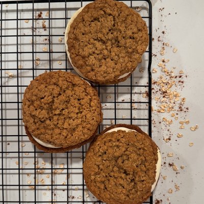 Oatmeal Cream Pie - Dozen