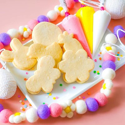Decorate Your Own Cookie Kits