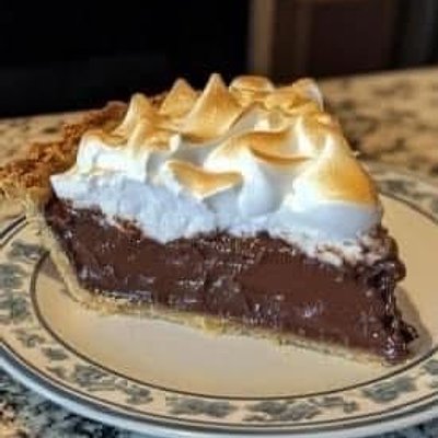 Chocolate Meringue Pie