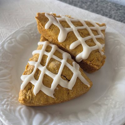 Pumpkin Spice Scones