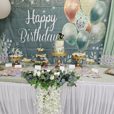 Sharai's Sweet Treat Table 🧁🍪🎂