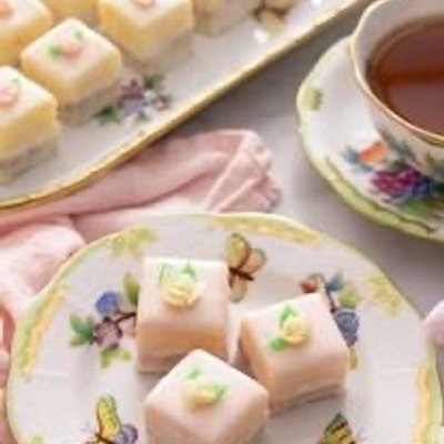 Petit Fours 