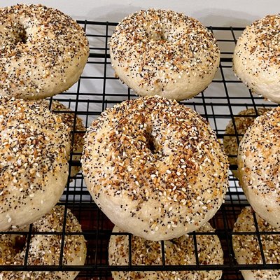 Everything Bagels 4-pack
