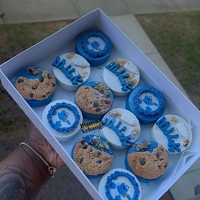Themed Oreos