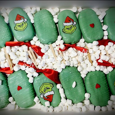 Grinch Cakesicles 