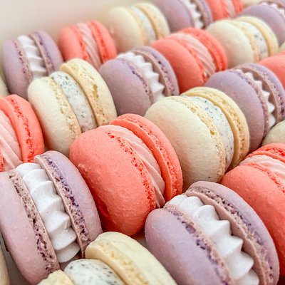 Macarons (2 Dozen)