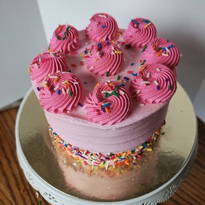 8" Round Minimalist Celebration Cake