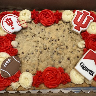 Chocolate Chip Cookie Cake 