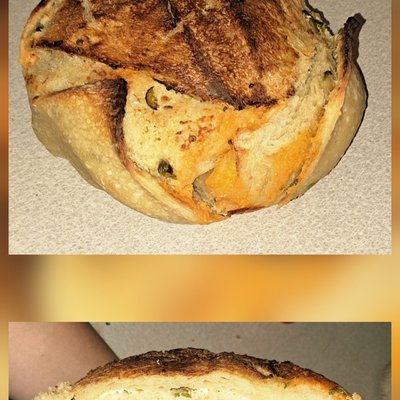 Jalapeño Popper Sourdough Bread 