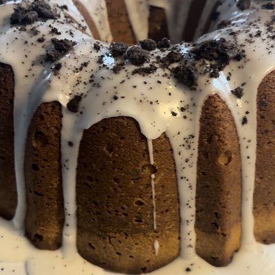 Cookies N Creme Poundcake