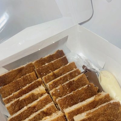 Churro cheesecake bars only ( 8 Bars ) 