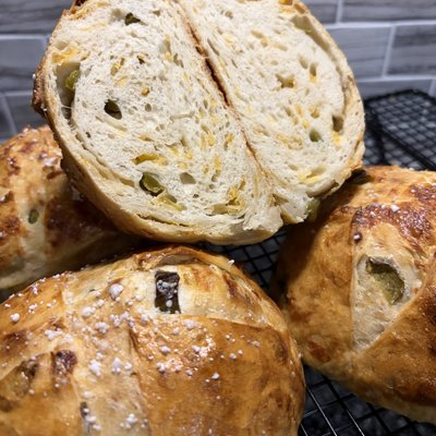 Pretzel Jalapeño Cheddar Loaf  
