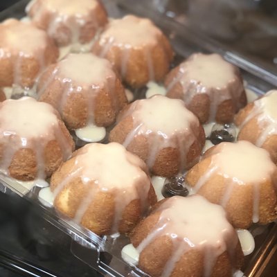 Little Pound Cakes