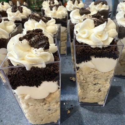 Cookies & Cream Cake Shooters 