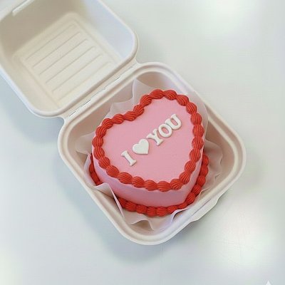 “I ❤️ you”  Choc HEART cake 