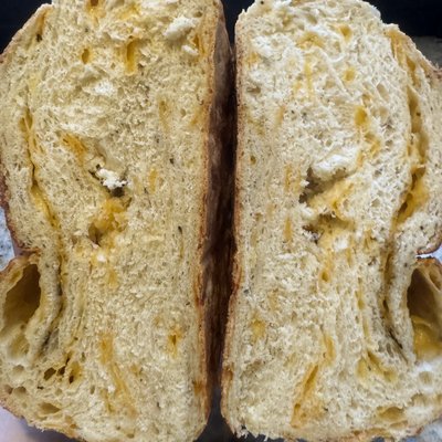  Jalapeño Cheddar Artisan