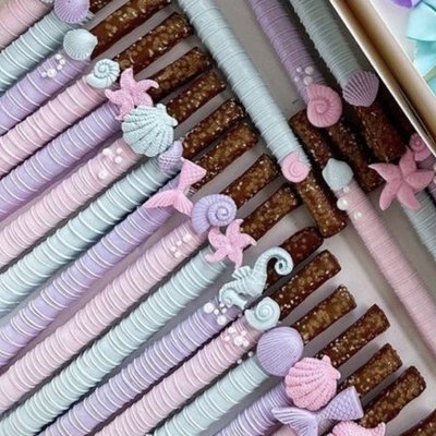Chocolate Covered Pretzels 