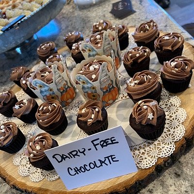 Chocolate - Dairy Free or Traditonal - 12 Cupcakes
