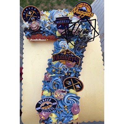10” Number/Letter Cake (Serves Up To 12) Ea Number/letter Starting @