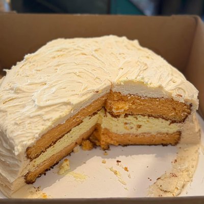 Orange Creamsicle Cake