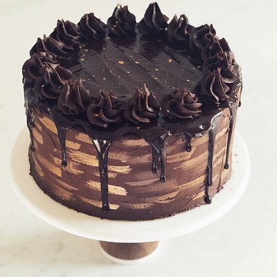  Millionaires Chocolate Caramel Cake 
