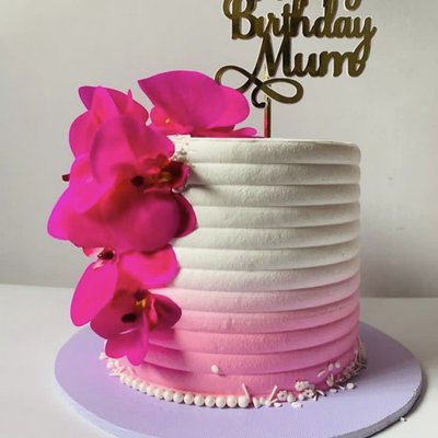 Custom Cakes